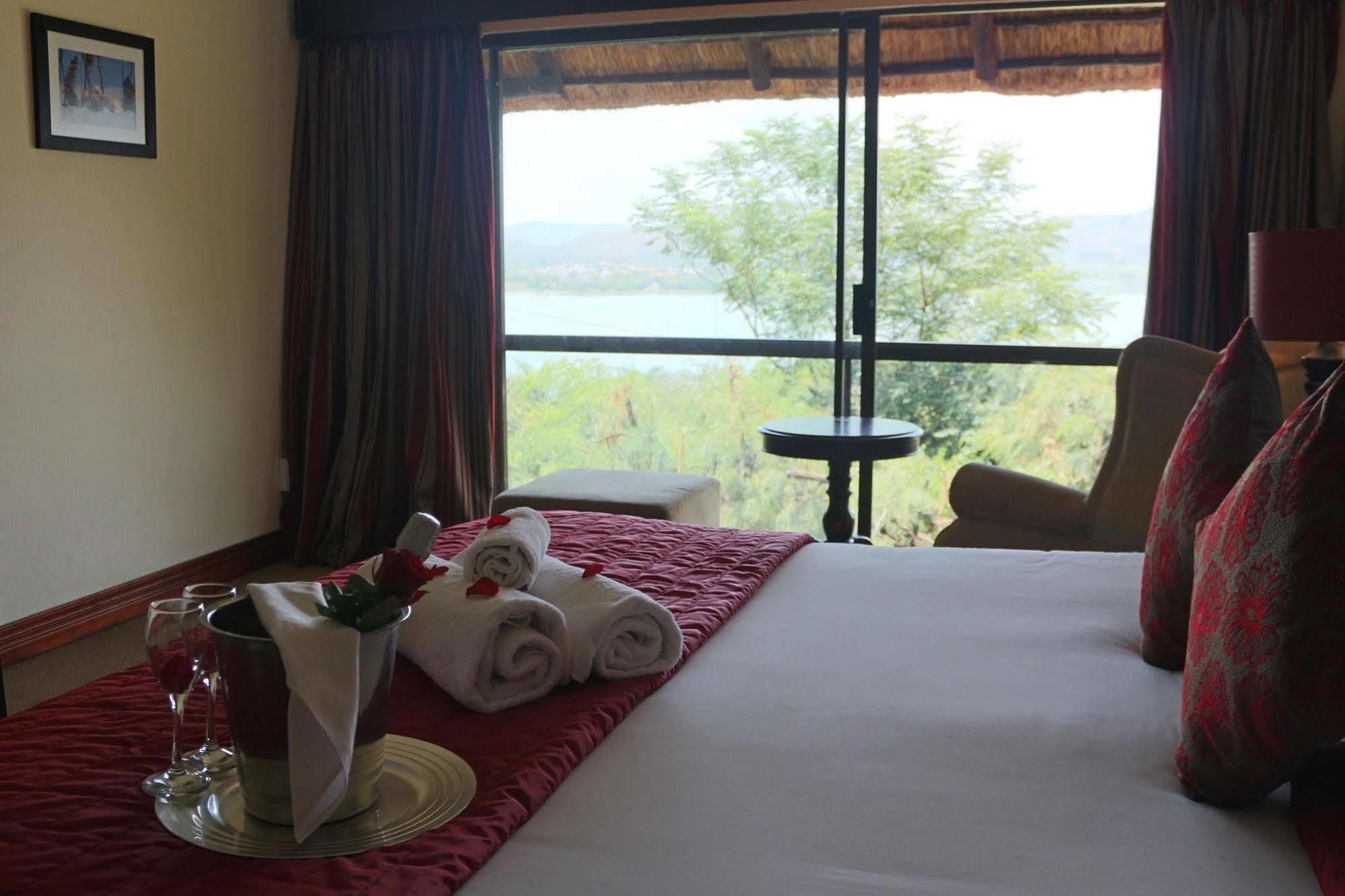Galagos Lodge Hartbeespoort Luaran gambar