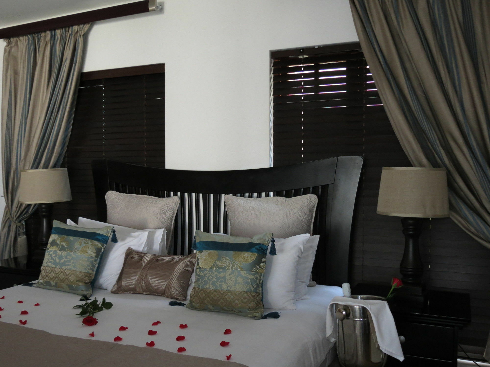 Galagos Lodge Hartbeespoort Luaran gambar