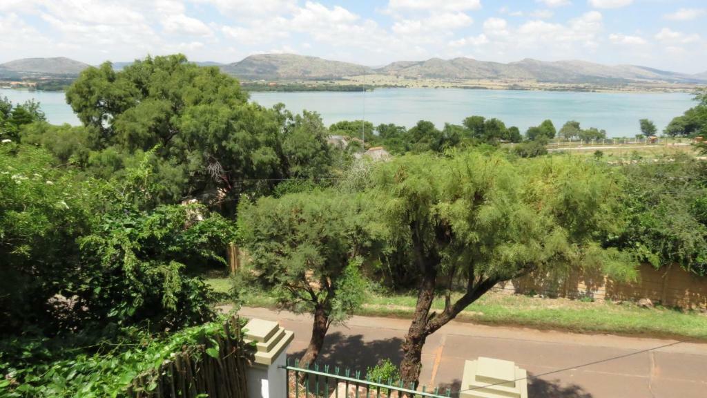 Galagos Lodge Hartbeespoort Luaran gambar